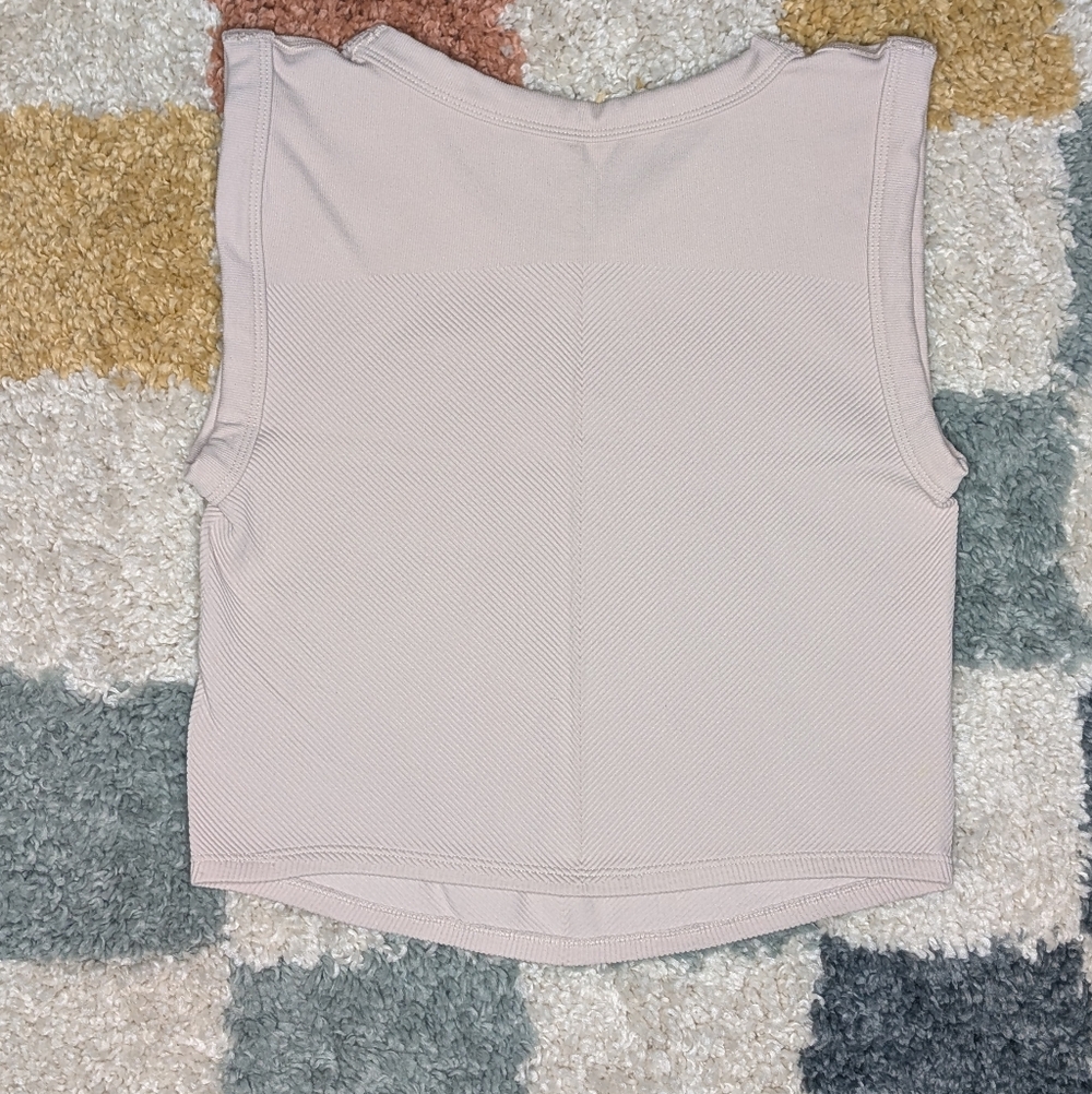 FP Movement Free Throw Crop Muscle Tank Top In Ballet Slipper Size XL - Picture 7 of 9